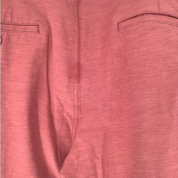 Travis Mathew Men's 40 Heather Roan Tech Chino Shorts Flat Front Preppy F12-3 - Picture 5 of 8